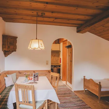 Farm stay Demeterhof Knolln *