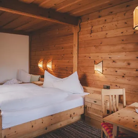 Demeterhof Knolln سول